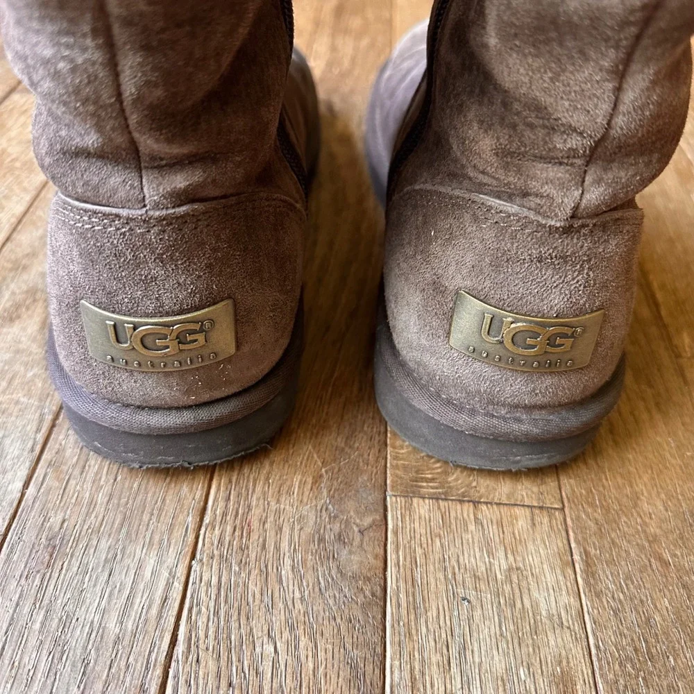 UGG sumner boots